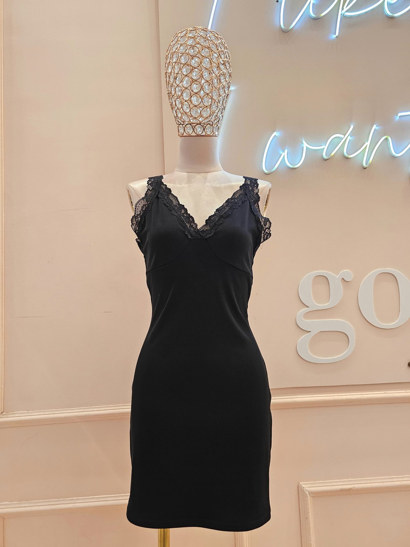 Vestido puntilla