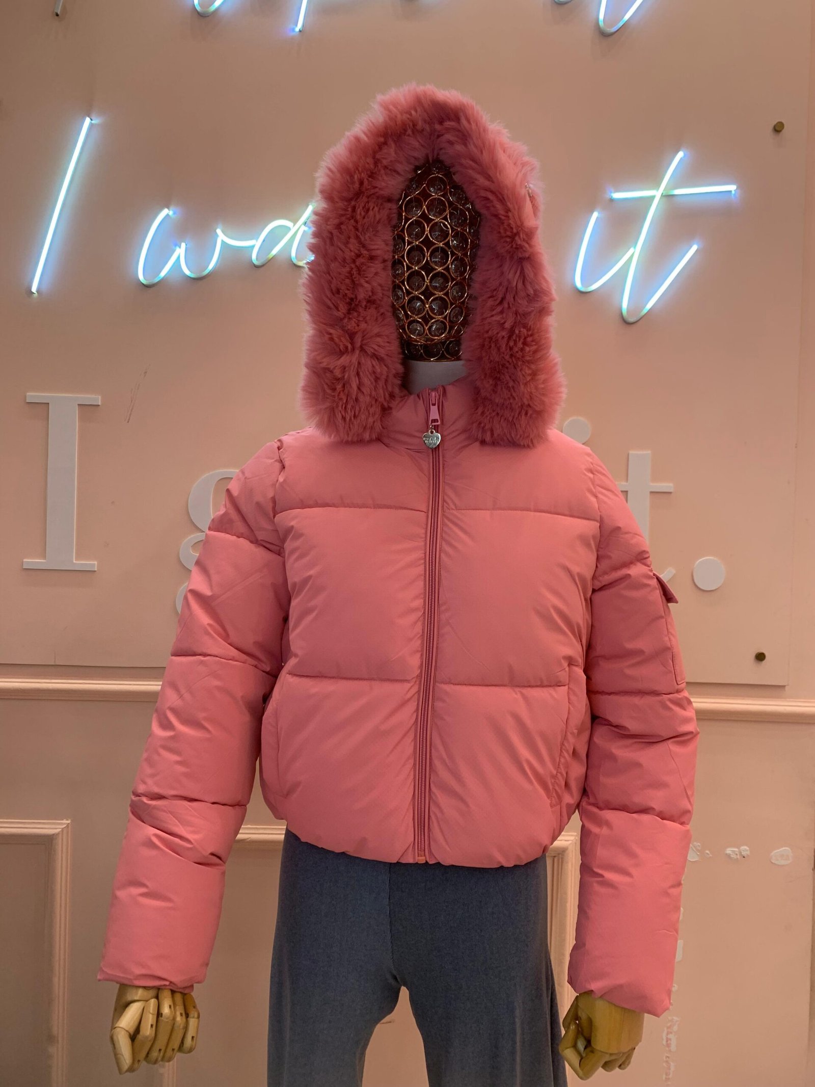 Campera inflable capucha piel