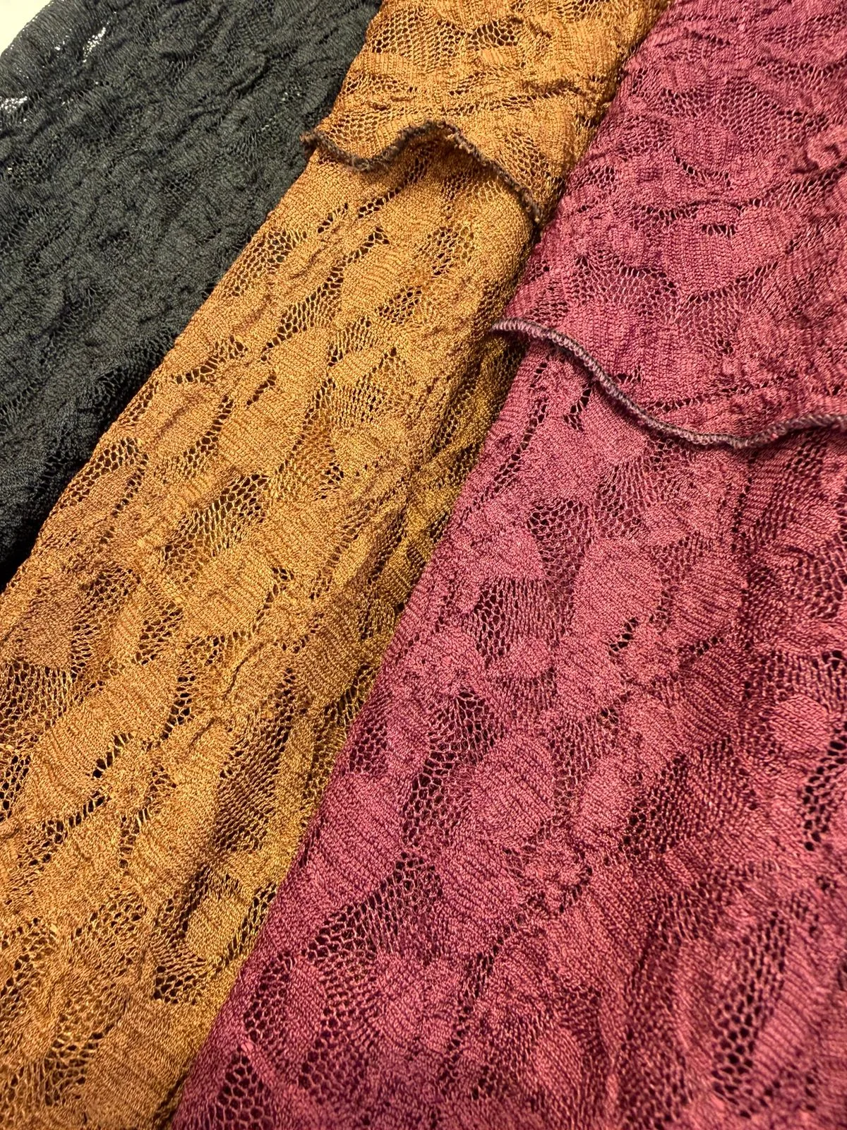 Alternative view of POLLERA ENCAJE