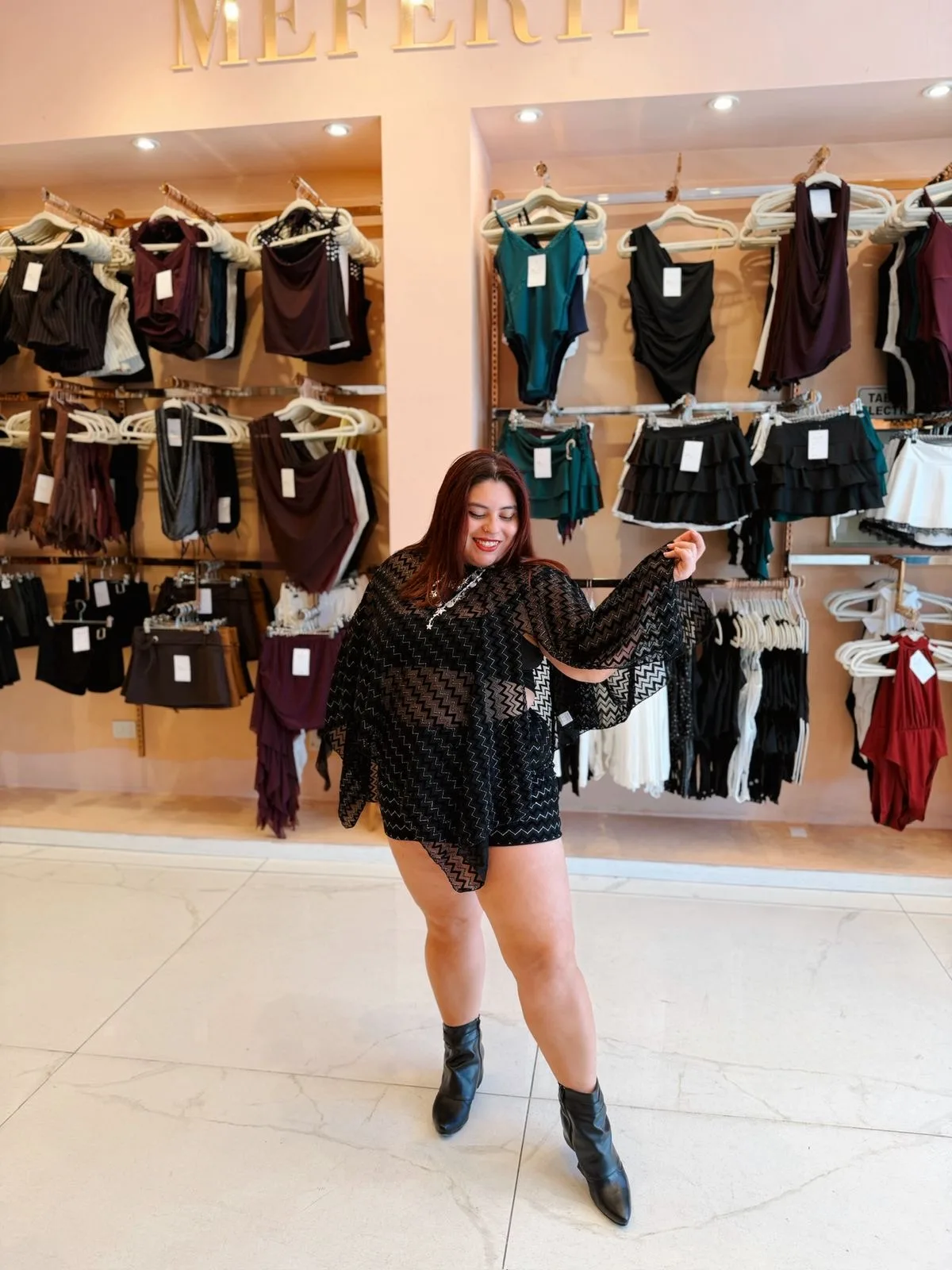 Alternative view of CAPITA ZIG ZAG