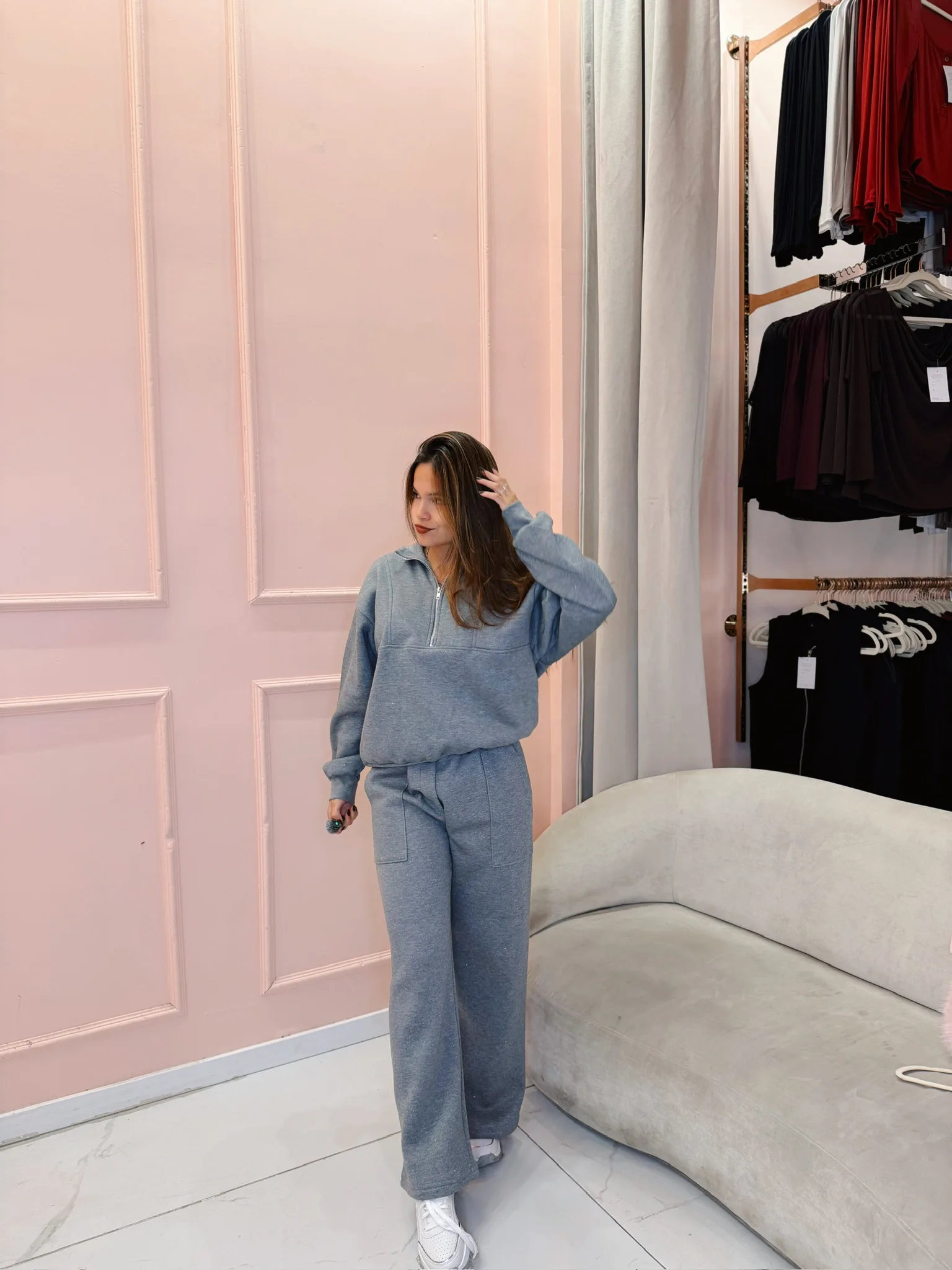 Alternative view of PANTALÓN FRIZADO BRILLO