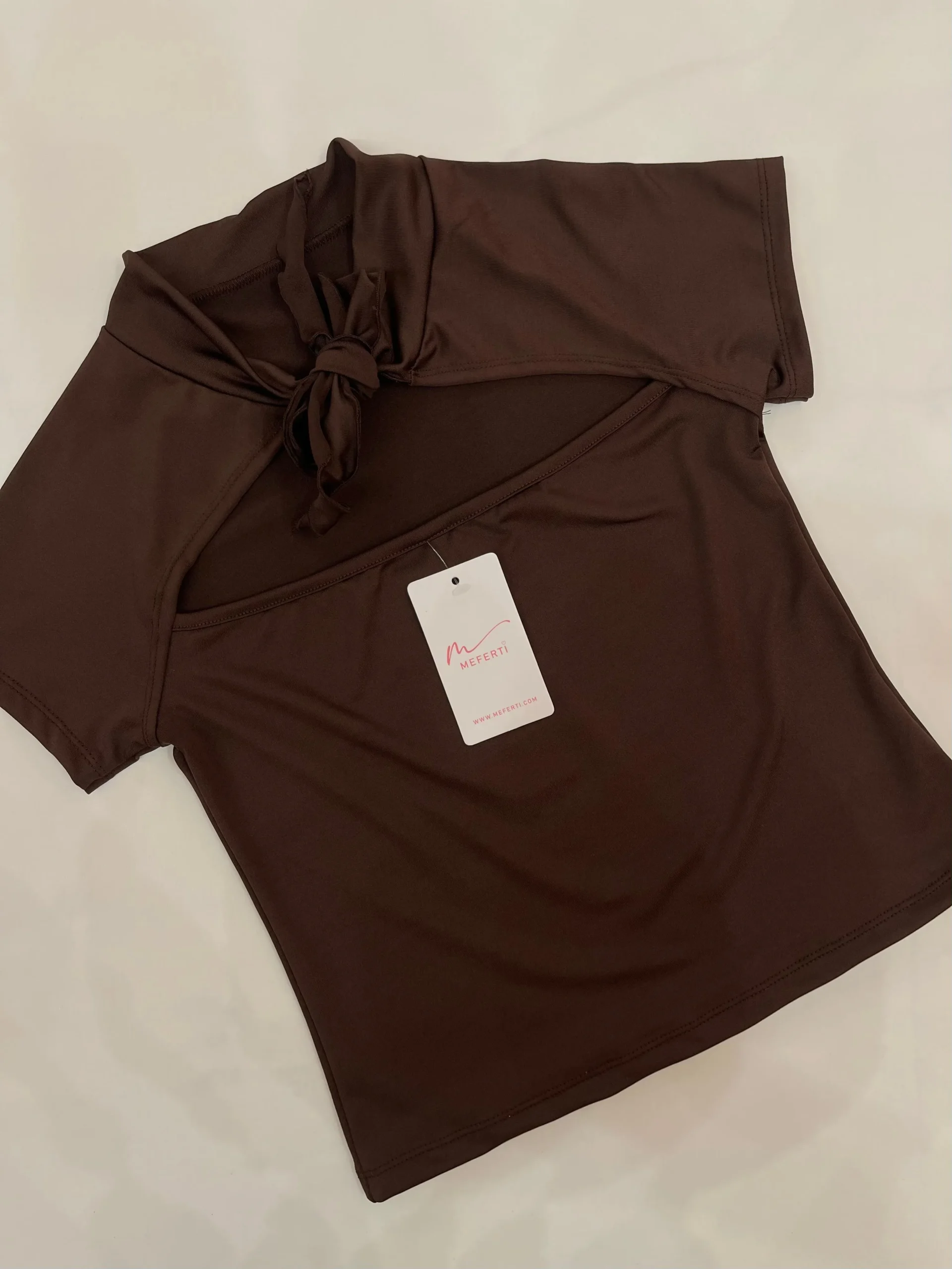 REMERA ASIÁTICA LAZOS