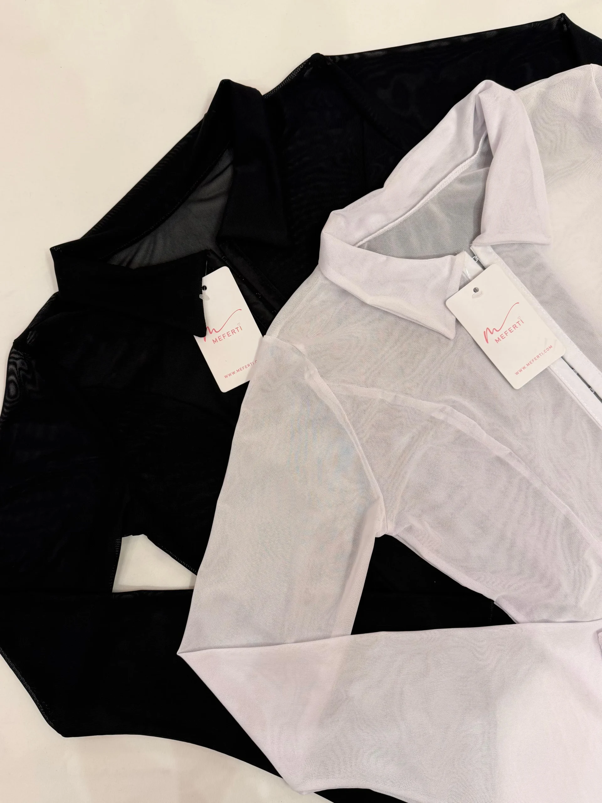 CAMISA BROCHES