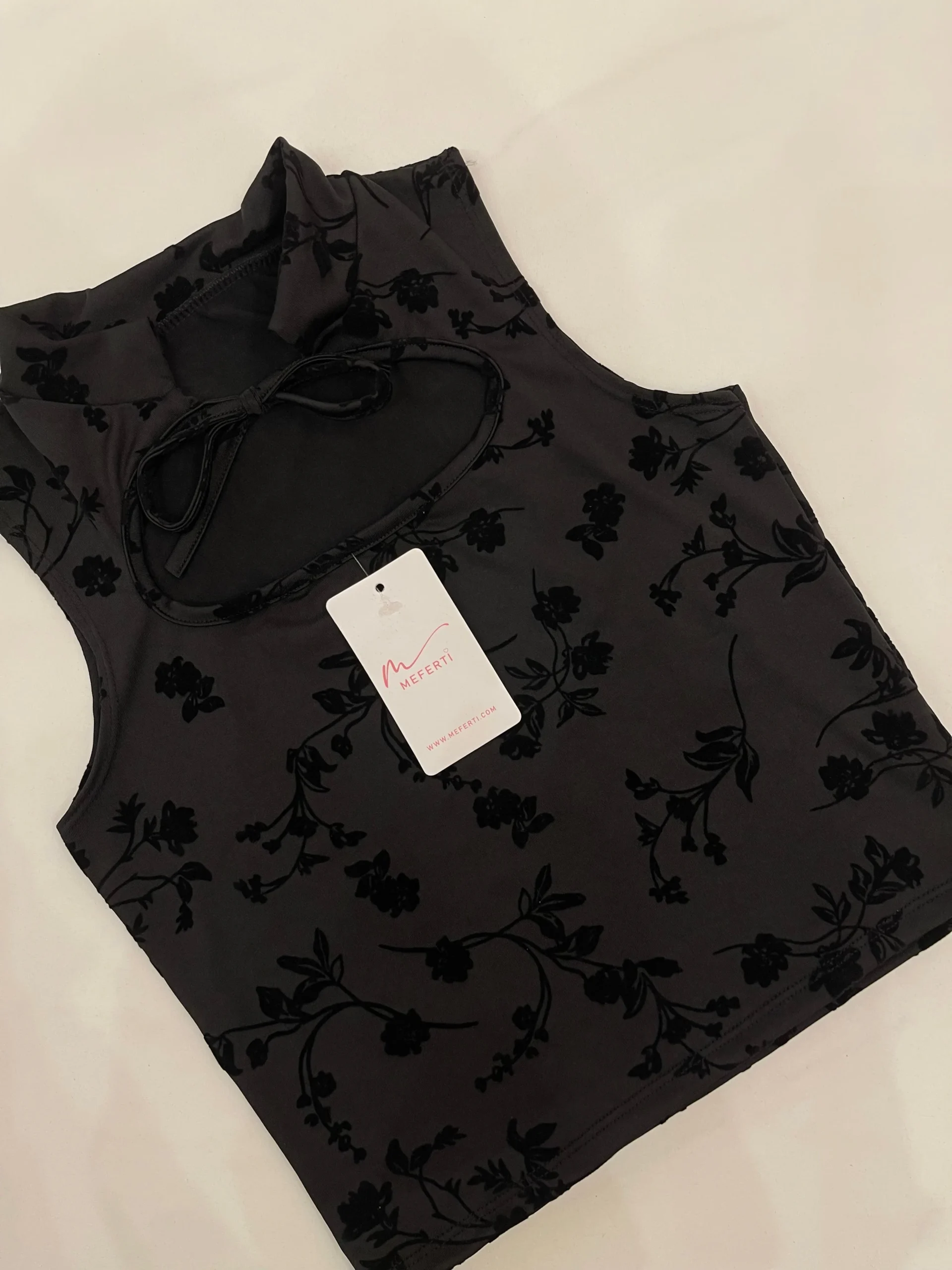 Alternative view of MUSCULOSA JAPO MAO