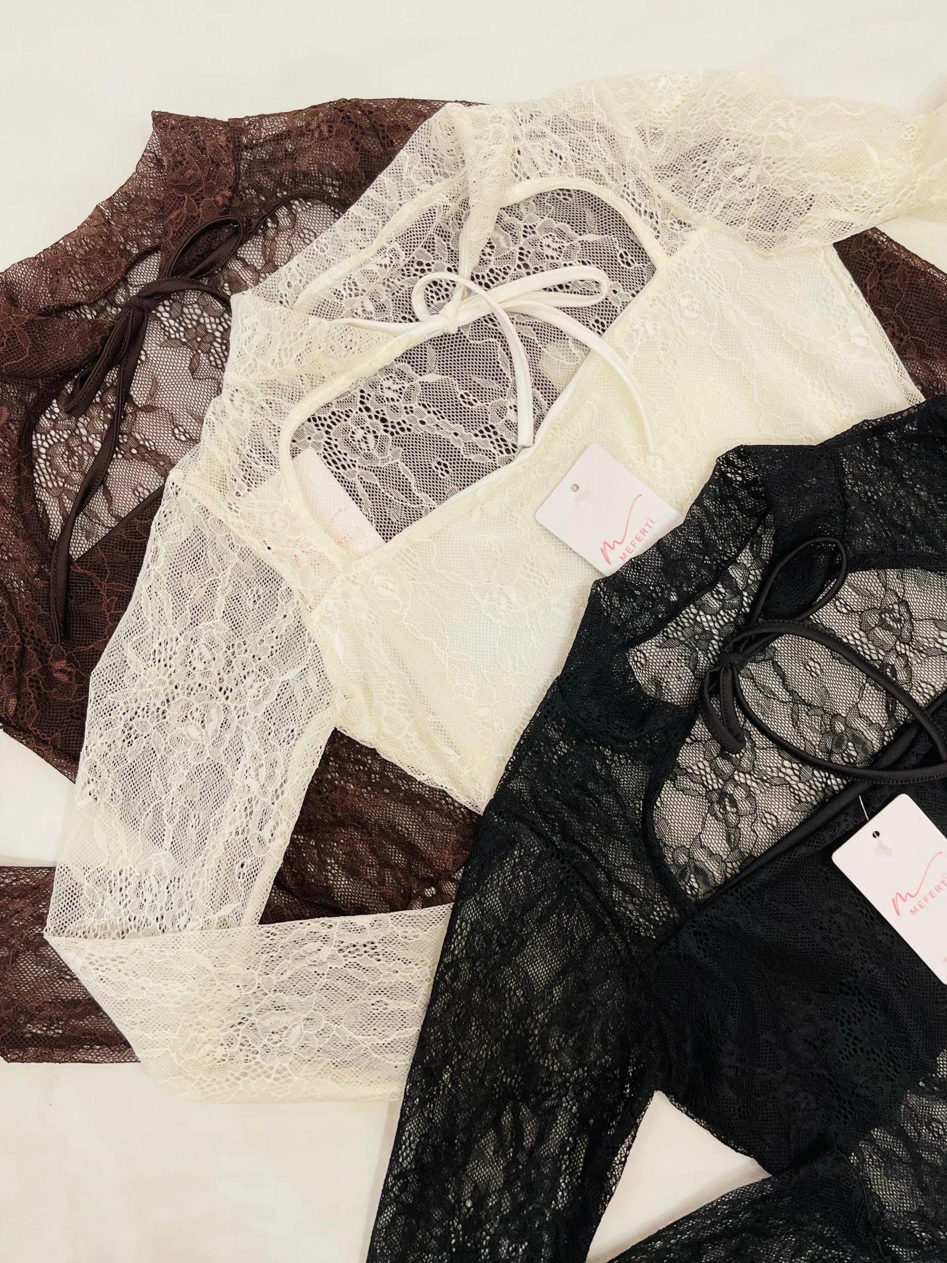 Alternative view of BLUSA JAPO ML