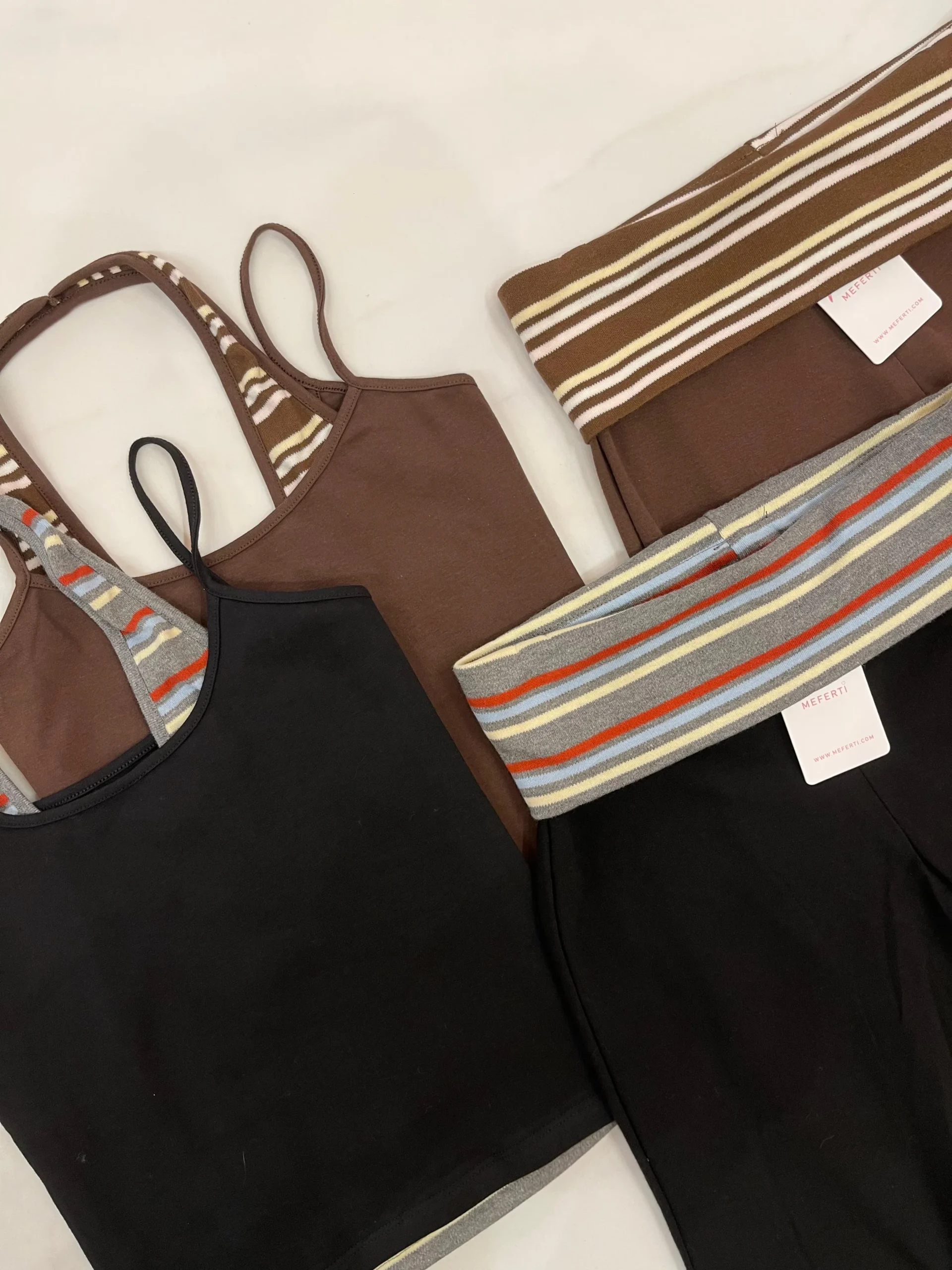 Alternative view of CONJUNTO LÍNEAS