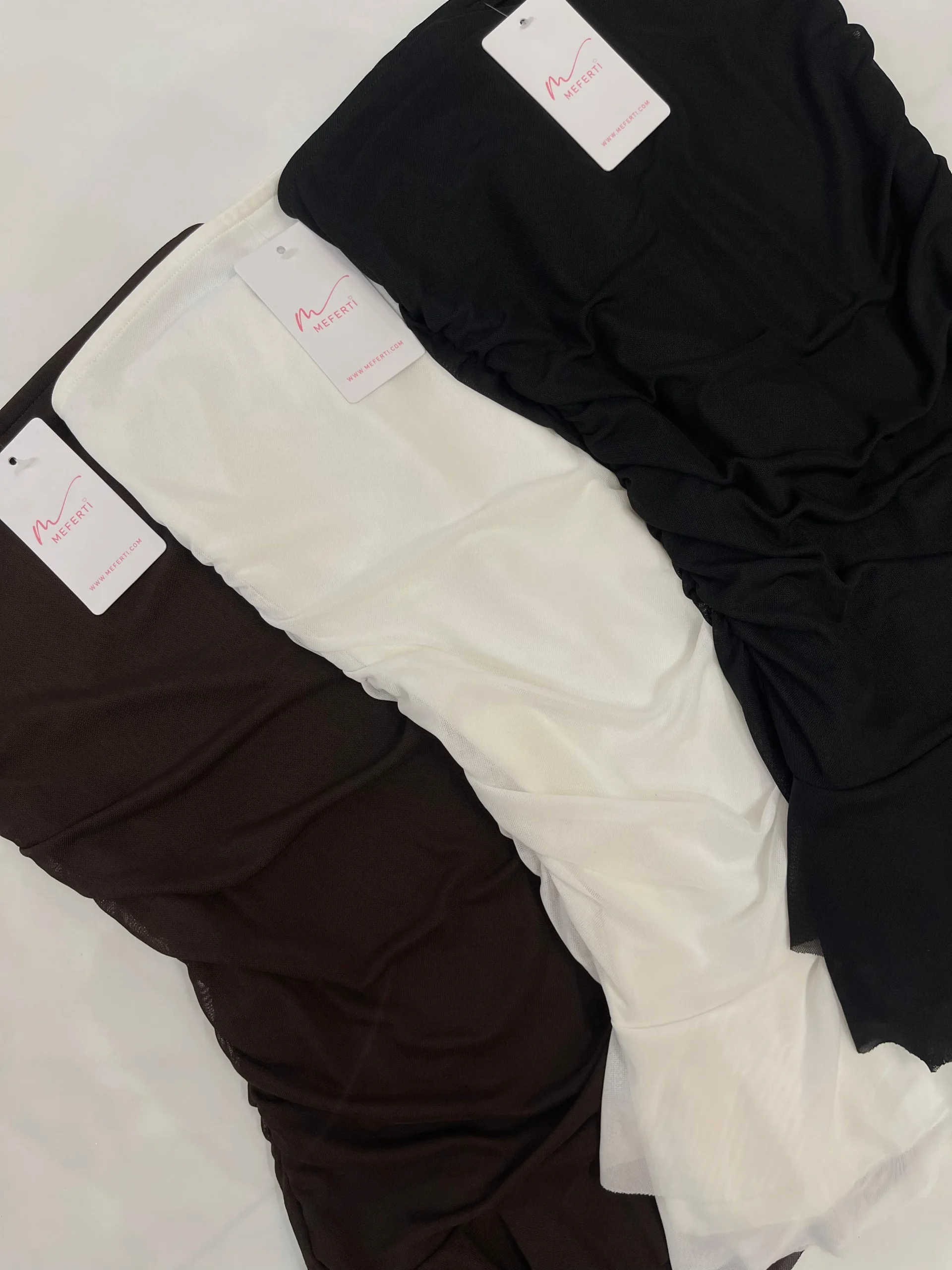 Alternative view of VESTIDO STRAPLESS MICROVOLADO