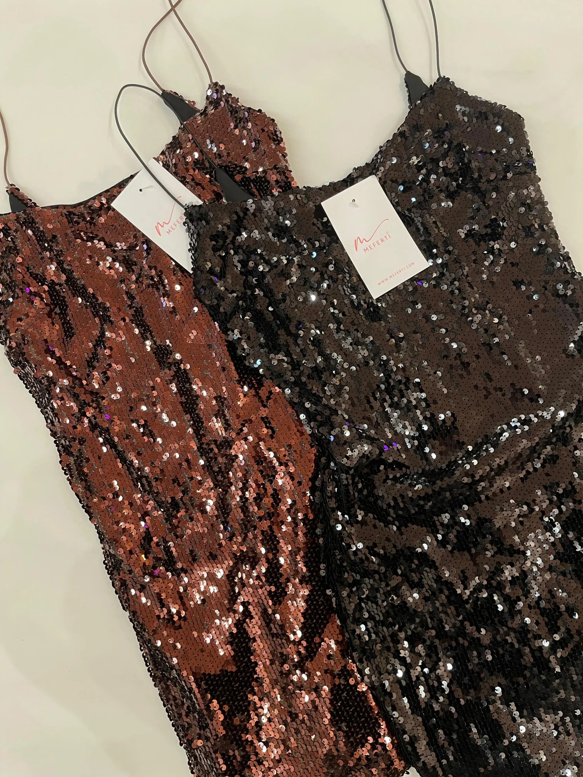 VESTIDO TIRAS LENTEJUELAS