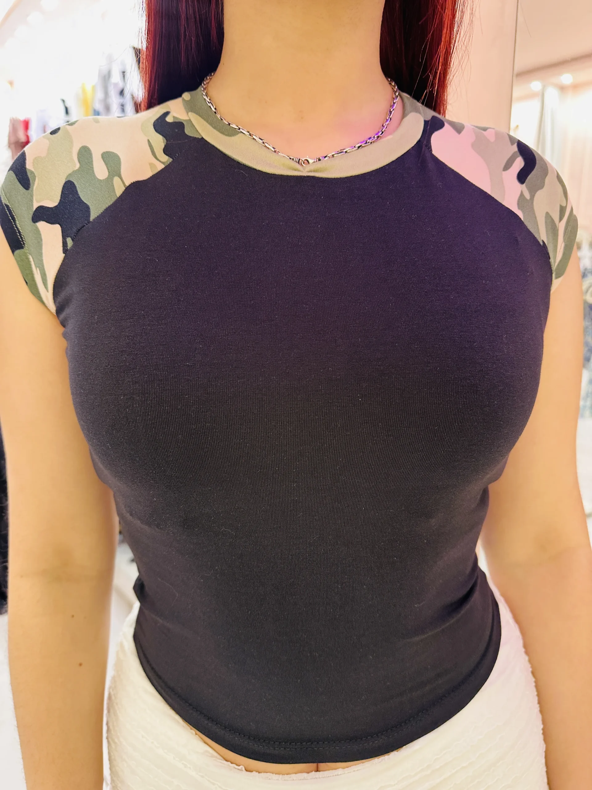 REMERA CELINE