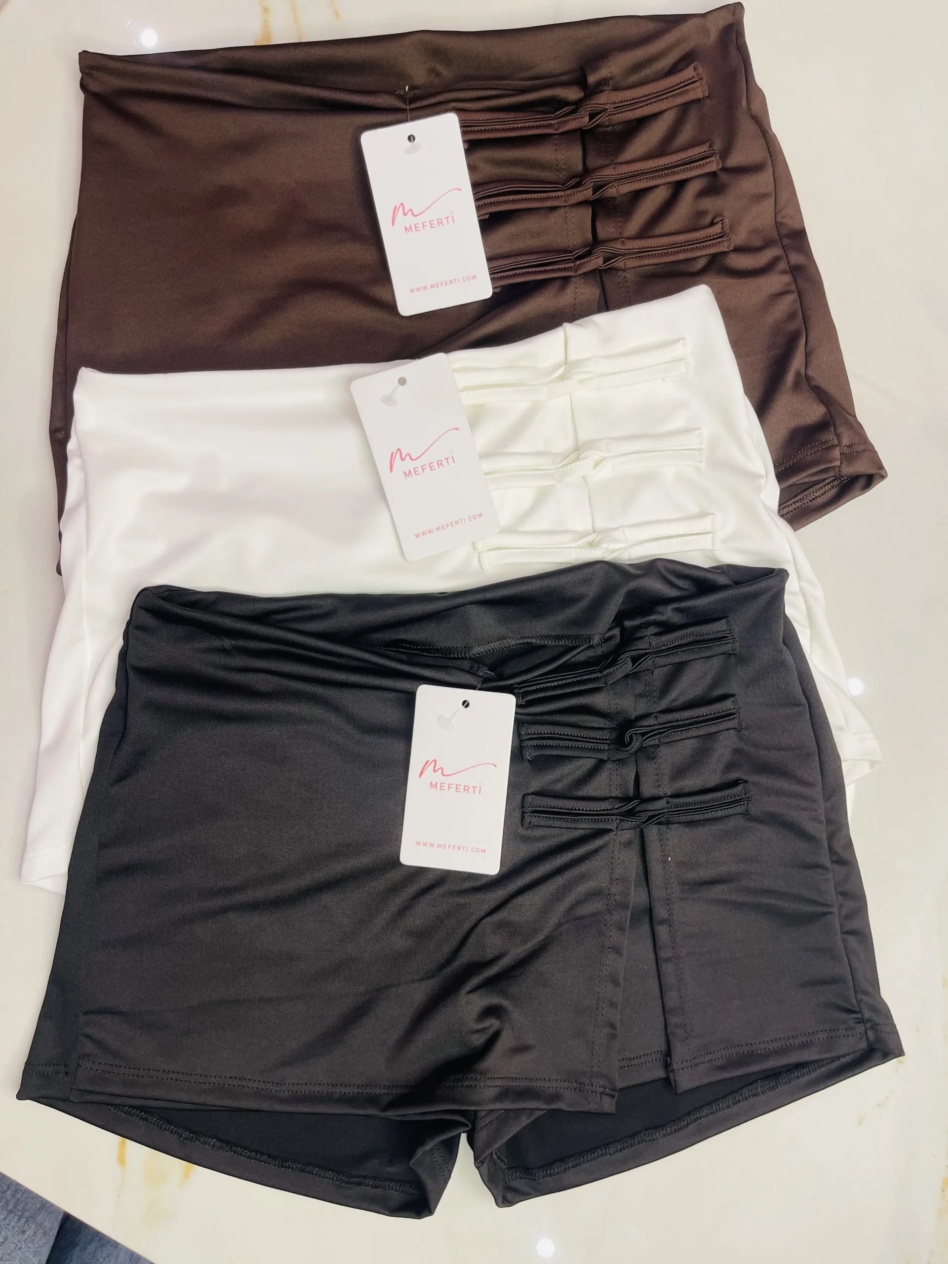 Short pollera siena - Meferti (foto 2)